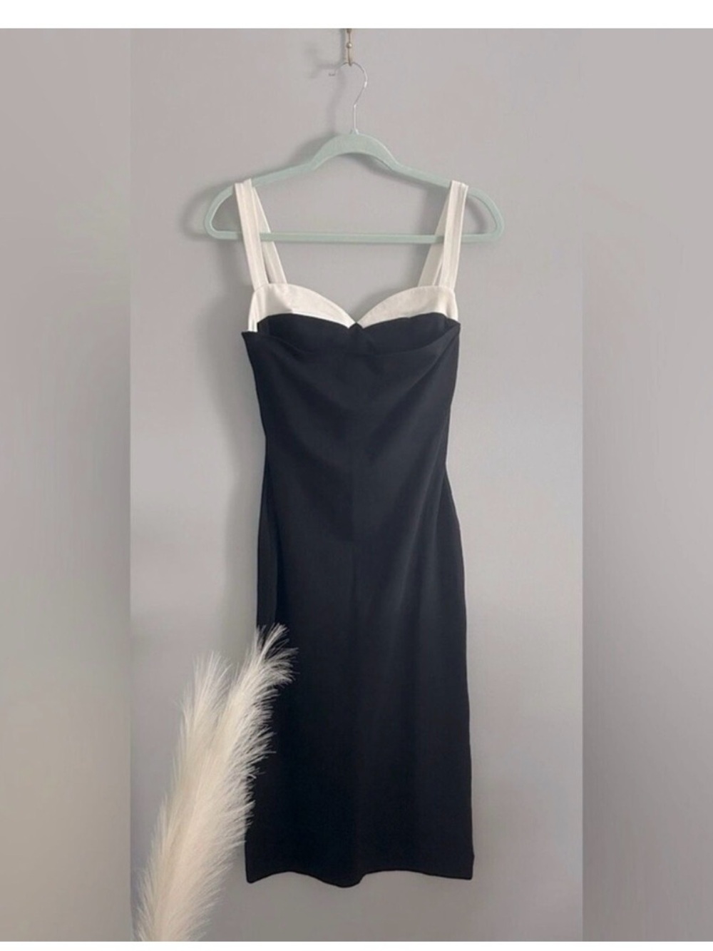 REFORMATION Nelle Black Knit Midi Dress Size Large - Picture 9 of 9
